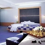 Methis 4*